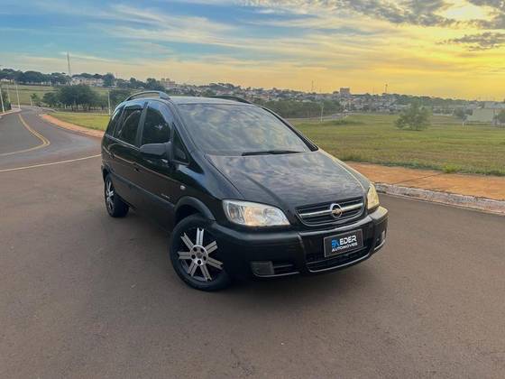 CHEVROLET ZAFIRA 2.0 MPFI ELEGANCE 8V FLEX 4P AUTOMÁTICO